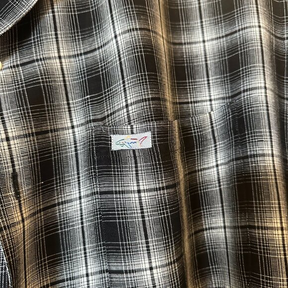 Greg Norman Golf Shirt Size XL - barely worn - black - Picture 2 of 2